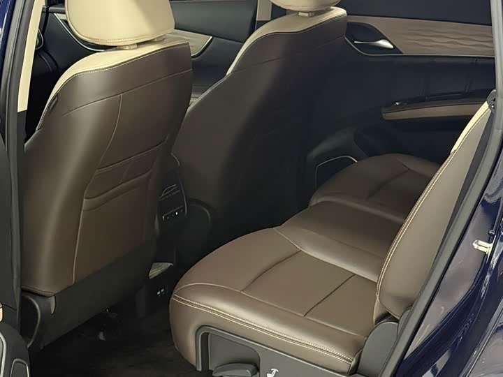 Фото 5 - BYD Song Max Hybrid