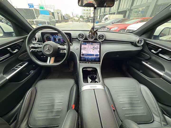 Фото 6 - Mercedes-Benz C-Class