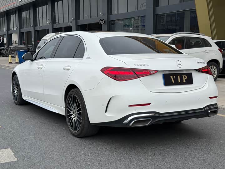 Фото 9 - Mercedes-Benz C-Class