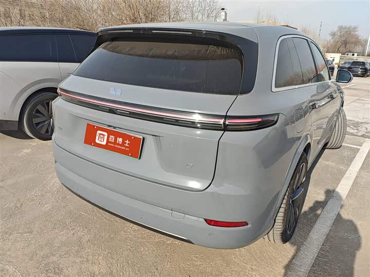 Фото 2 - LiXiang L7