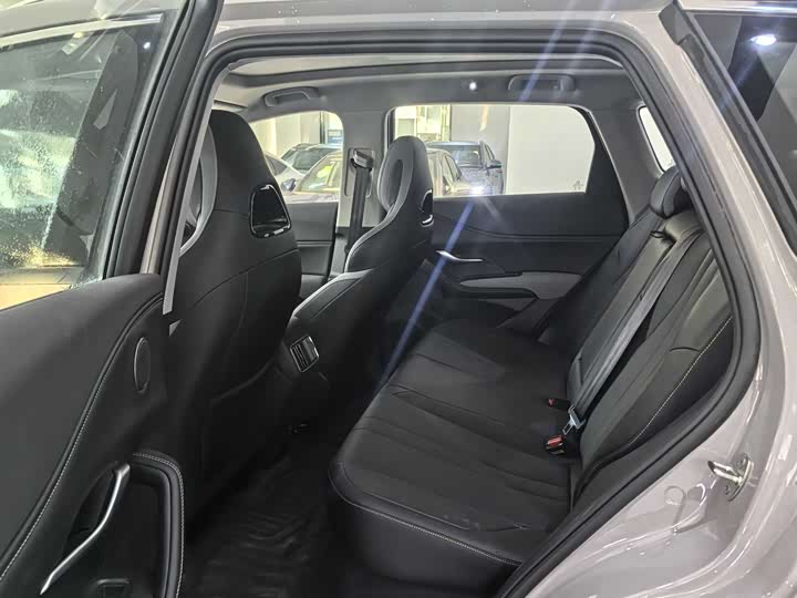 Фото 7 - BYD Sea Lion 05 DM-i Hybrid