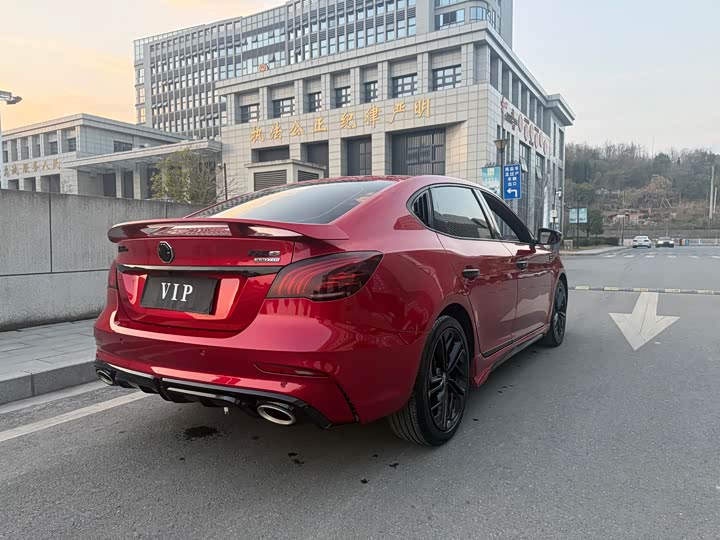 Фото 7 - MG Motor 6