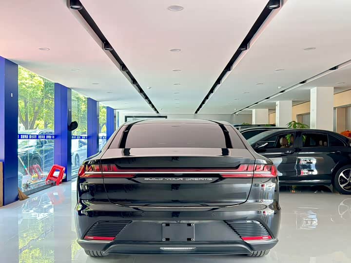 Фото 8 - BYD Han