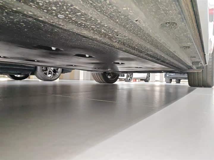 Фото 8 - Audi Q6L e-tron