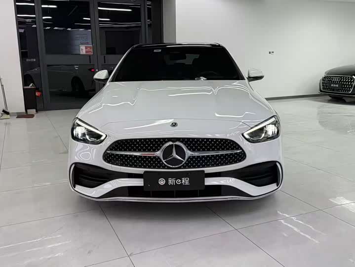 Фото 2 - Mercedes-Benz C-Class