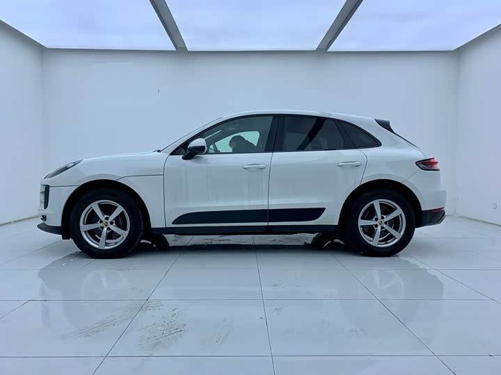 Фото 3 - Porsche Macan