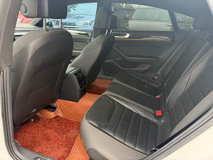 Фото 6 - Volkswagen CC