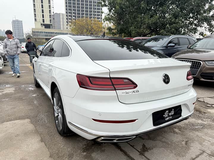 Фото 8 - Volkswagen CC