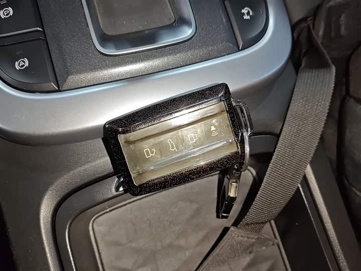 Фото 9 - Tank 300