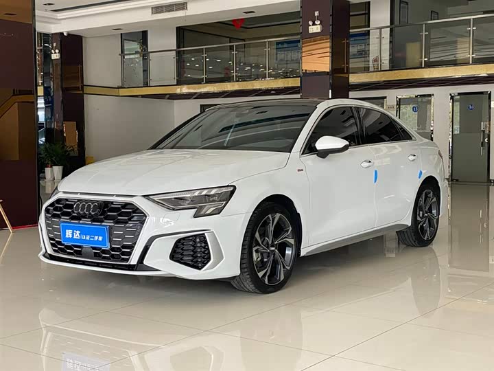 Фото 1 - Audi A3