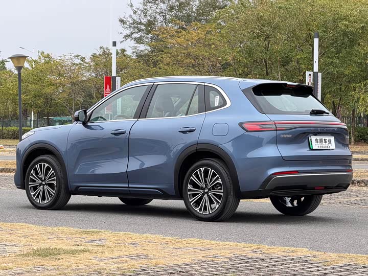 Фото 6 - Geely Galaxy Starship 7