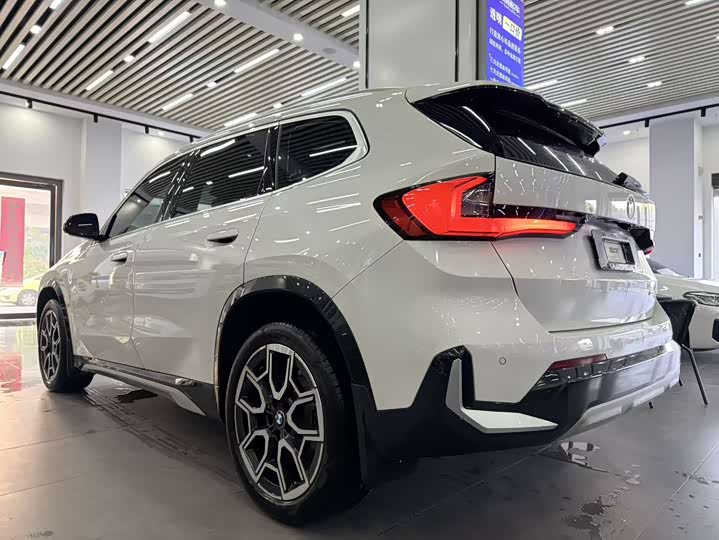 Фото 4 - BMW X1