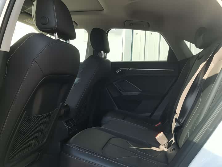 Фото 6 - Audi Q3 Sportback