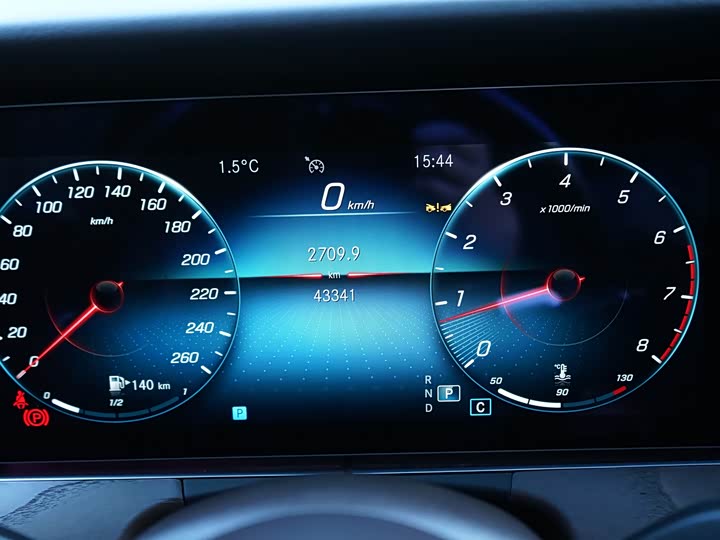 Фото 7 - Mercedes-Benz E-Class