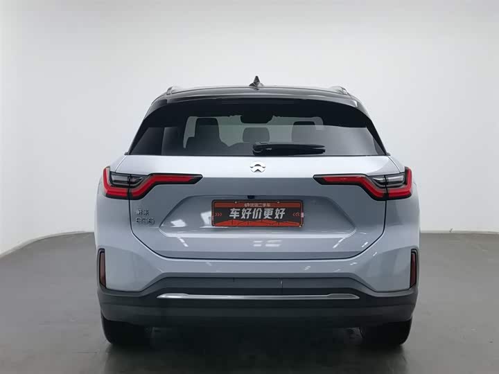 Фото 4 - Nio ES6