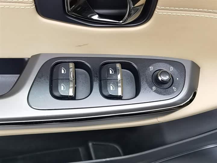 Фото 9 - Nio ES6