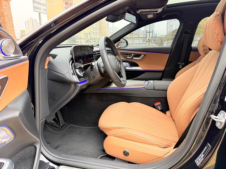 Фото 8 - Mercedes-Benz E-Class