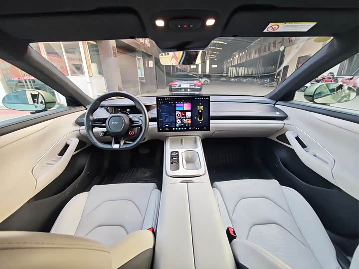 Фото 5 - Xiaomi SU7