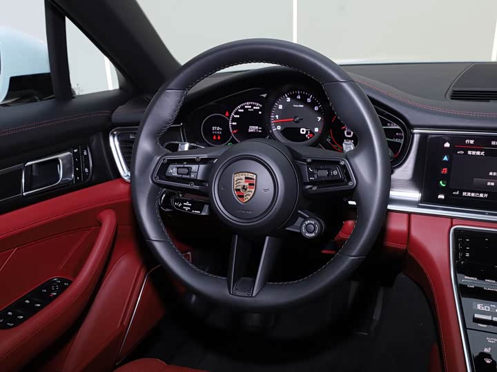 Фото 4 - Porsche Panamera