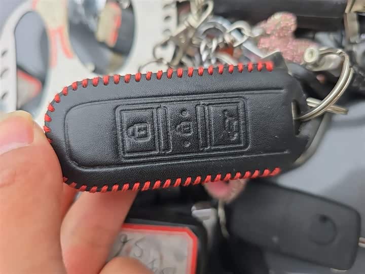 Фото 9 - Changan CS85 Coupe