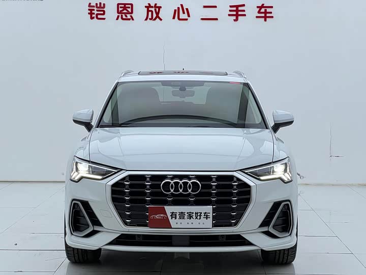 Фото 2 - Audi Q3