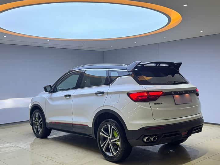 Фото 4 - Geely Coolray