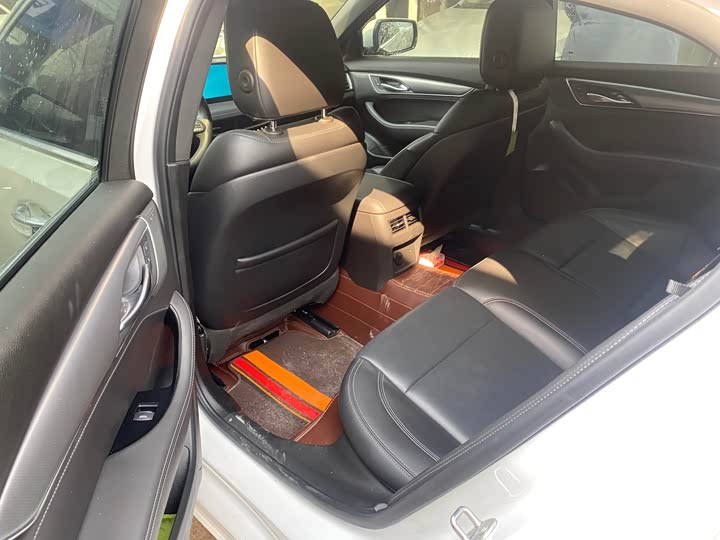 Фото 4 - Cadillac CT5