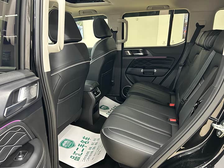 Фото 9 - Tank 300