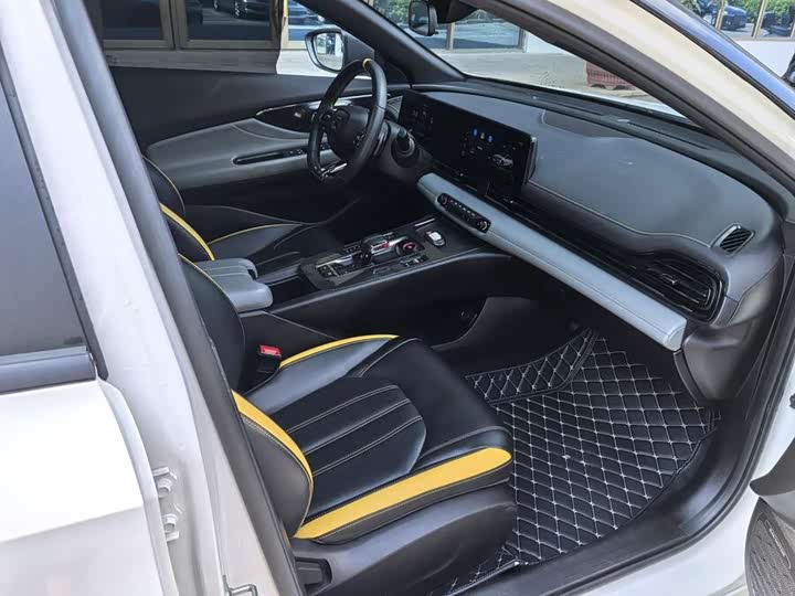 Фото 4 - GAC Trumpchi Empow R