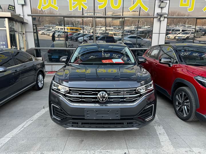 Фото 2 - Volkswagen Tayron GTE Hybrid