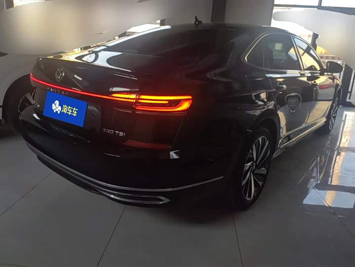 Фото 3 - Volkswagen Passat