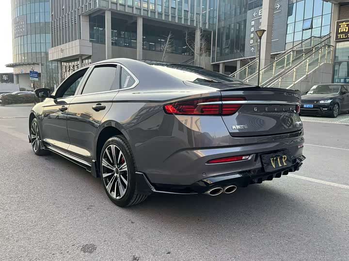 Фото 7 - Geely Preface