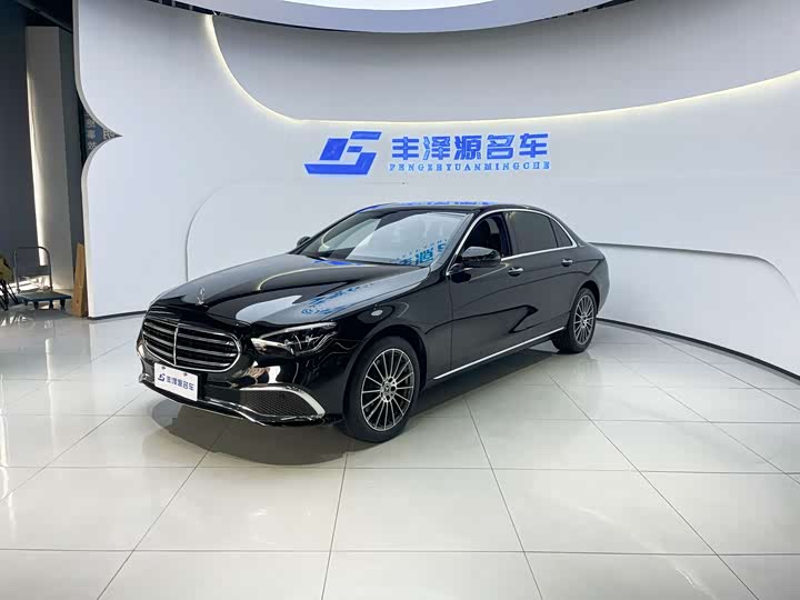 Фото 1 - Mercedes-Benz E-Class