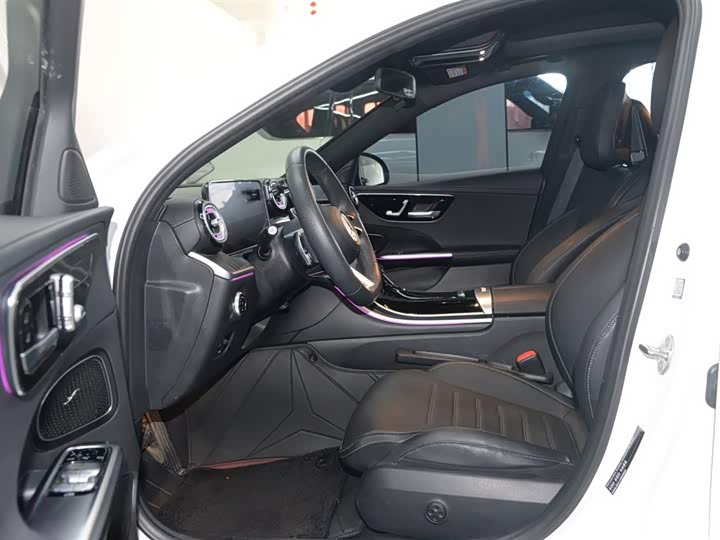 Фото 9 - Mercedes-Benz C-Class