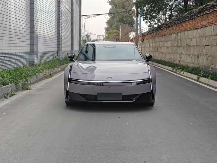 Фото 2 - XPeng P7