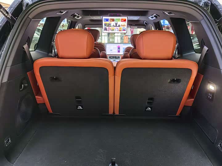 Фото 5 - Geely Galaxy M9