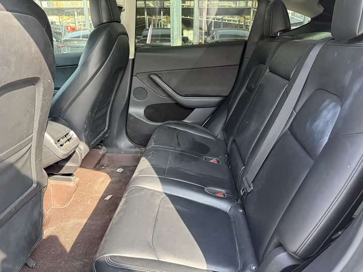 Фото 6 - Tesla Model Y