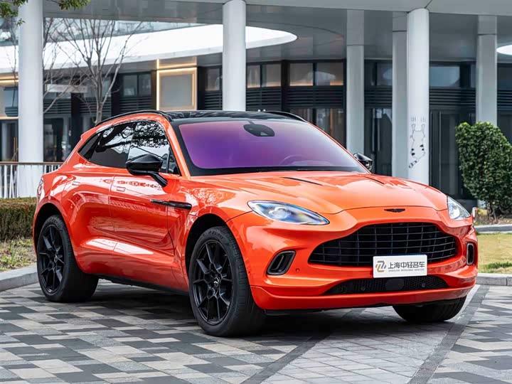 Фото 3 - Aston Martin DBX