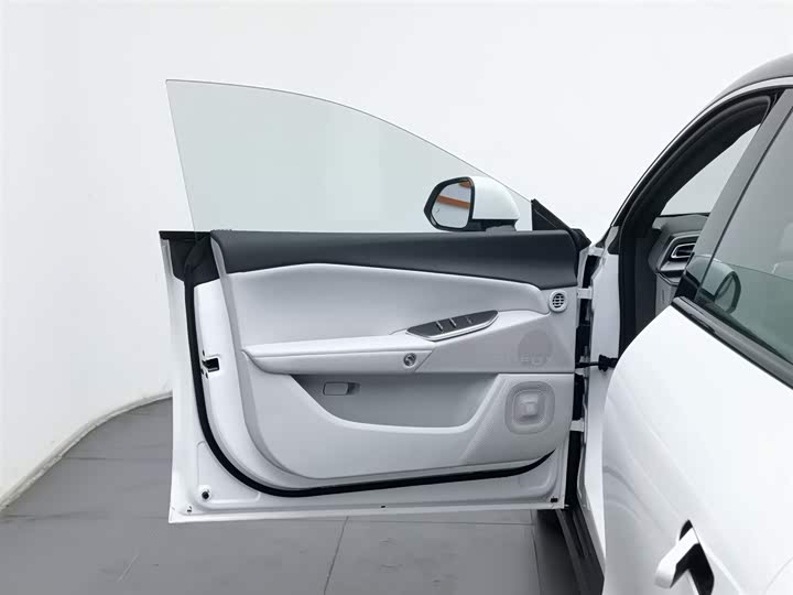 Фото 8 - BAIC Arcfox Alpha S5