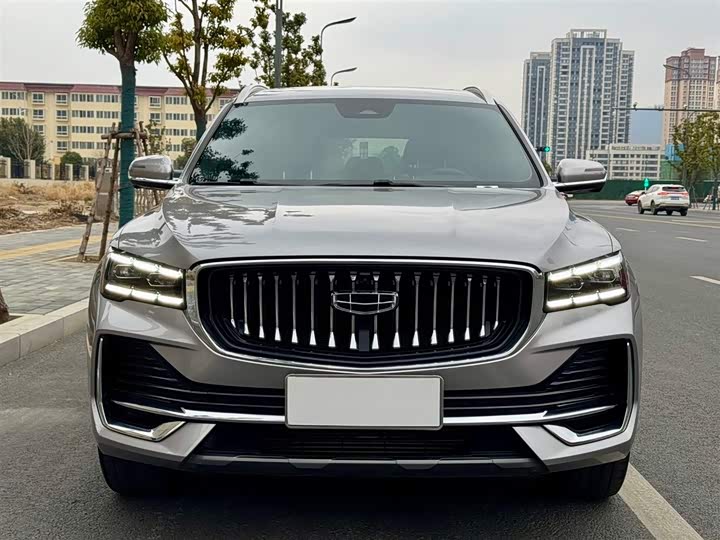 Фото 2 - Geely Monjaro