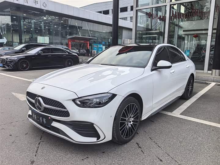 Фото 4 - Mercedes-Benz C-Class