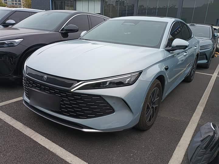 Фото 2 - BYD Qin L