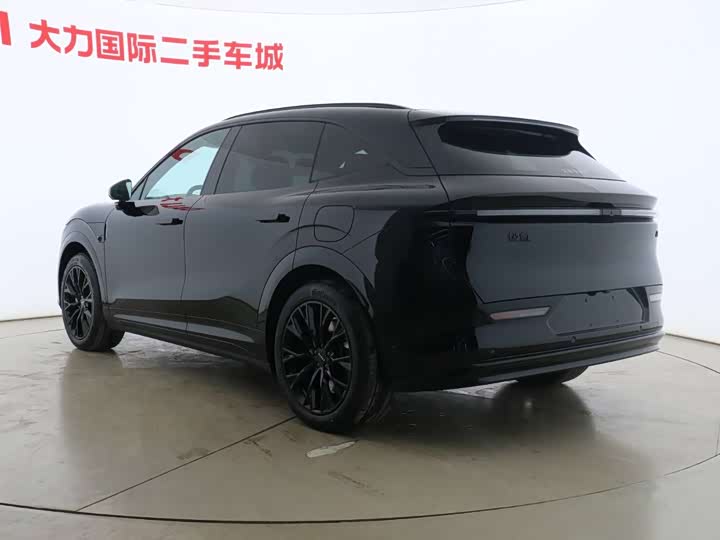 Фото 3 - Zeekr 7X