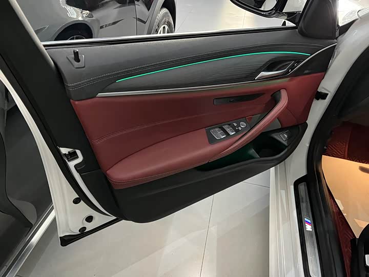 Фото 7 - BMW 5 Series