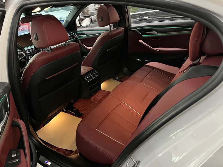 Фото 8 - BMW 5 Series