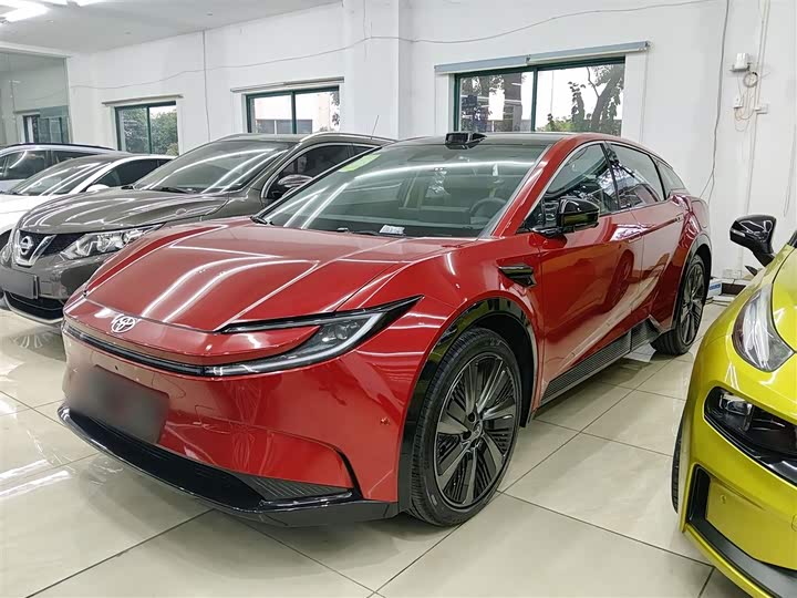 Фото 2 - Toyota bZ5