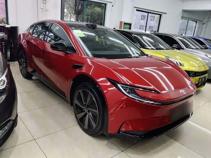 Фото 4 - Toyota bZ5