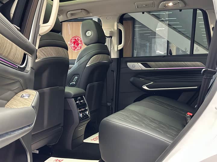 Фото 8 - Tank 500