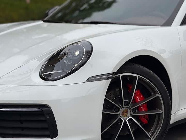 Фото 2 - Porsche 911