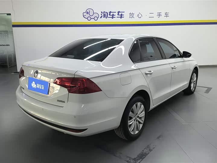 Фото 3 - Volkswagen Bora